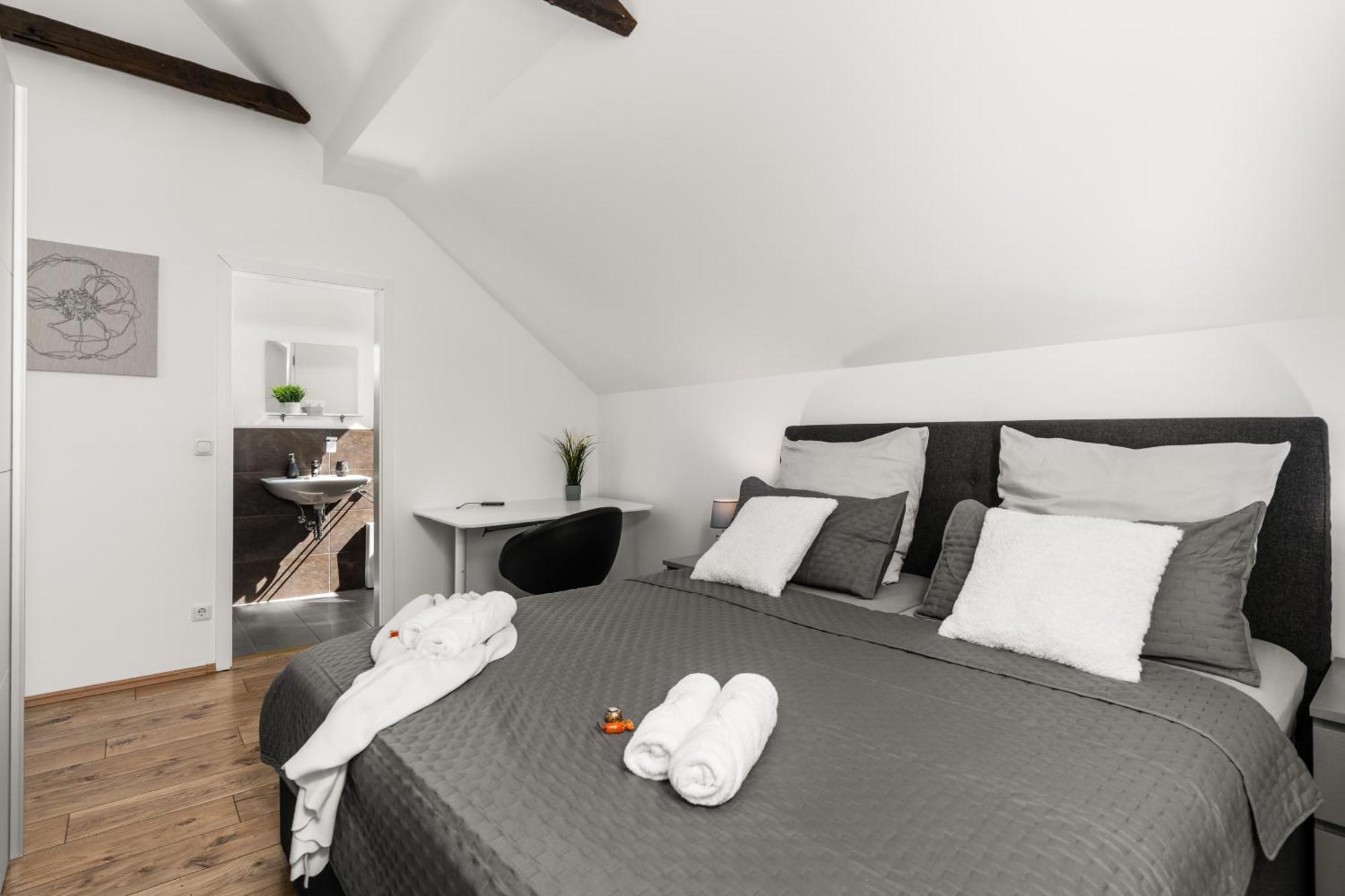 Mola Apartments-Charmante Ferienwohnung Im Herdecke Zentrum Fuer 3 Personen-Grosse Dachterrasse-Grill-Gratis Parken-Wlan Exterior photo