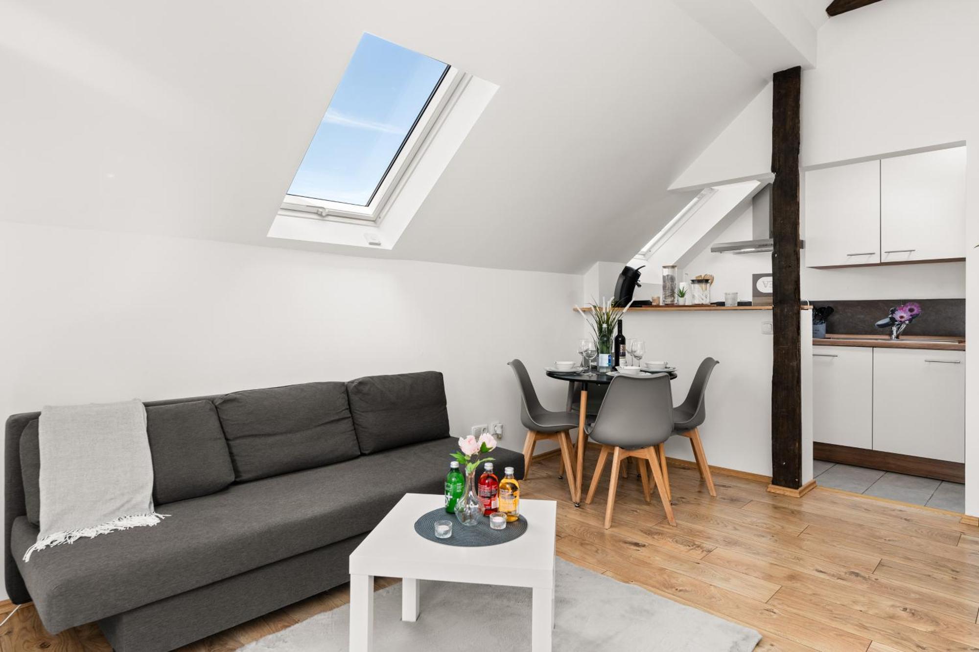 Mola Apartments-Charmante Ferienwohnung Im Herdecke Zentrum Fuer 3 Personen-Grosse Dachterrasse-Grill-Gratis Parken-Wlan Exterior photo