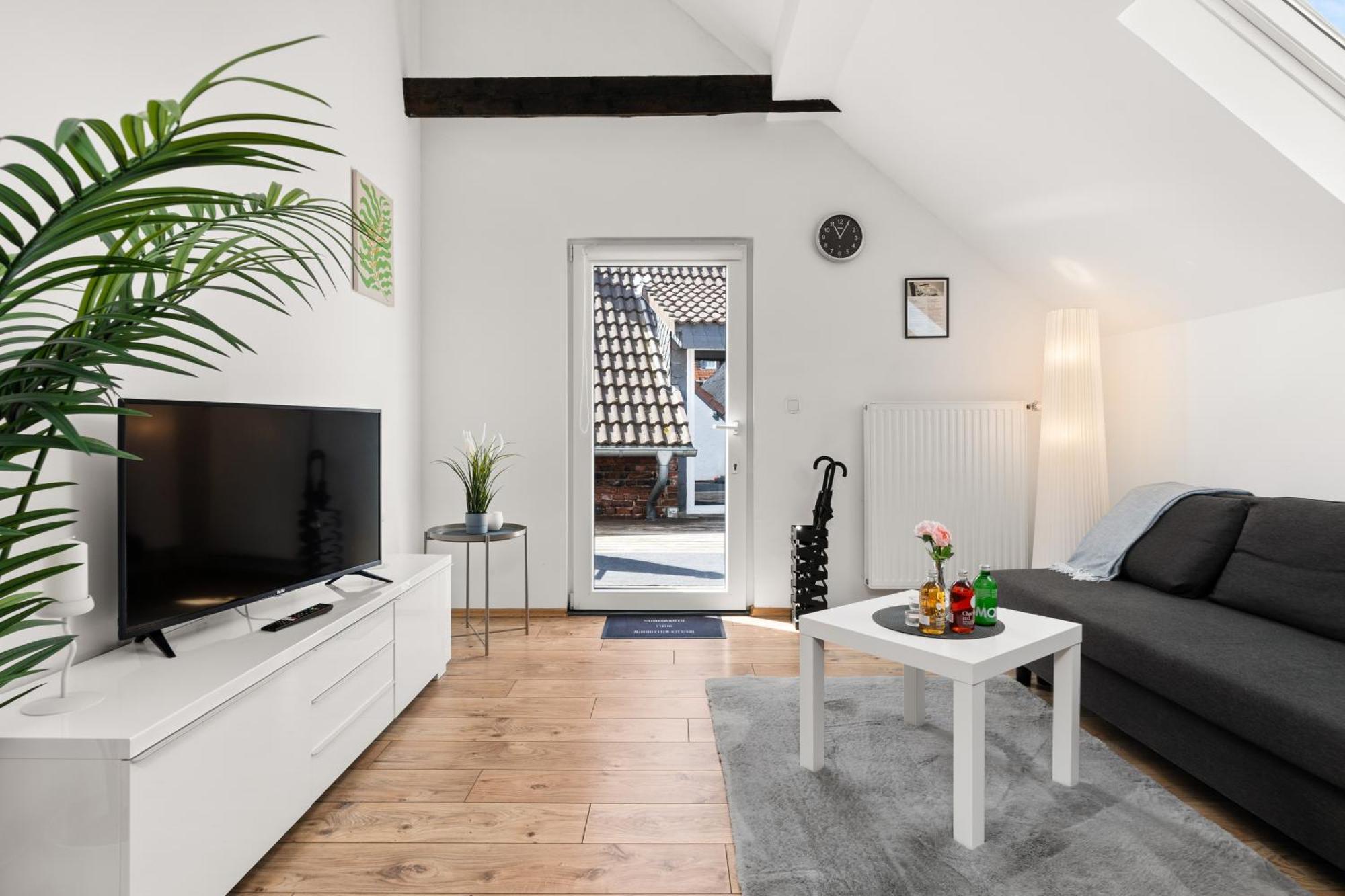 Mola Apartments-Charmante Ferienwohnung Im Herdecke Zentrum Fuer 3 Personen-Grosse Dachterrasse-Grill-Gratis Parken-Wlan Exterior photo